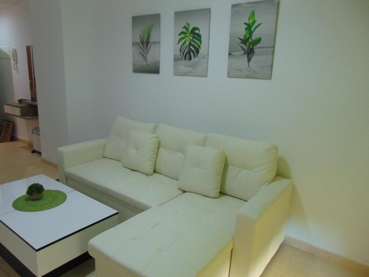 Apartamentos Varios Con 2 Dorm En Marina Dor , La Playa De Amplaries 47 , Vista Lateral Al Mar Оропеса-дель-Мар Экстерьер фото