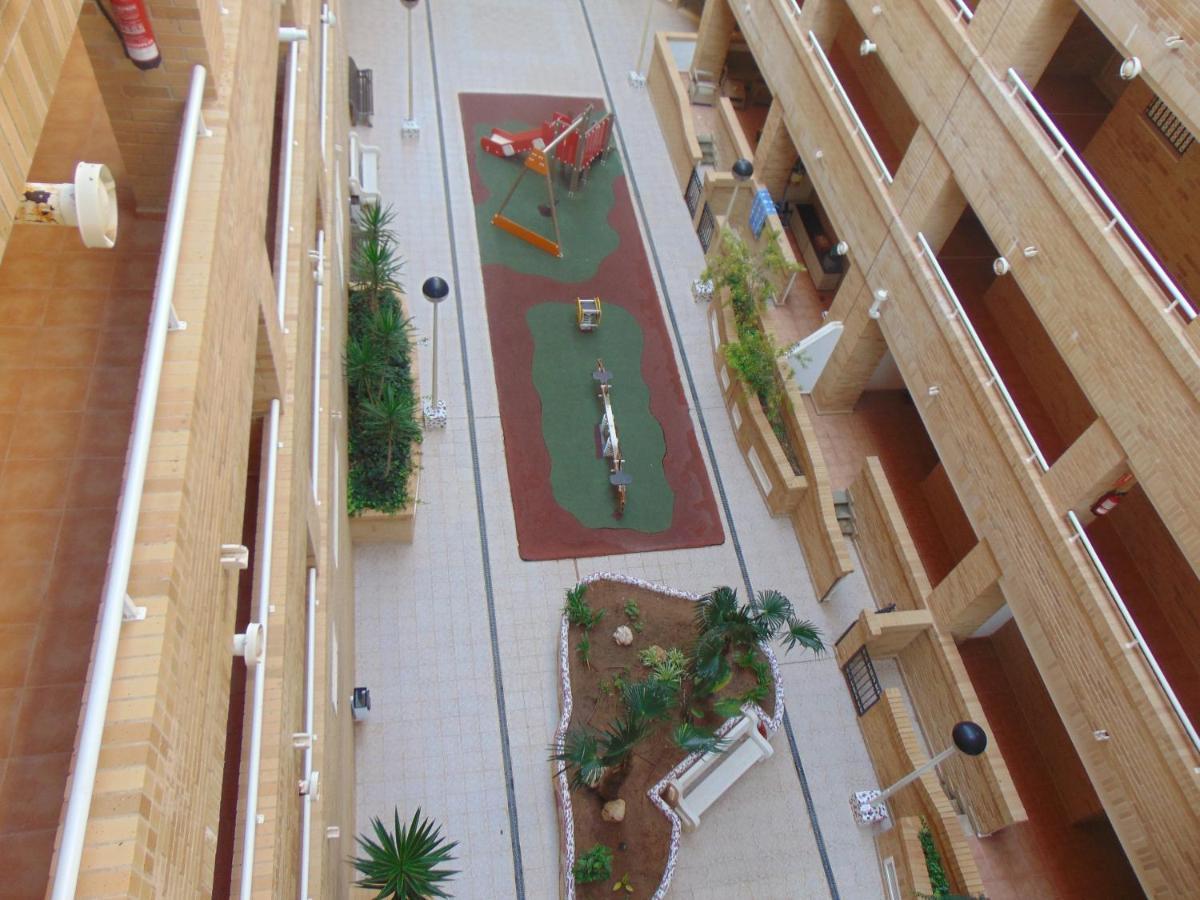 Apartamentos Varios Con 2 Dorm En Marina Dor , La Playa De Amplaries 47 , Vista Lateral Al Mar Оропеса-дель-Мар Экстерьер фото